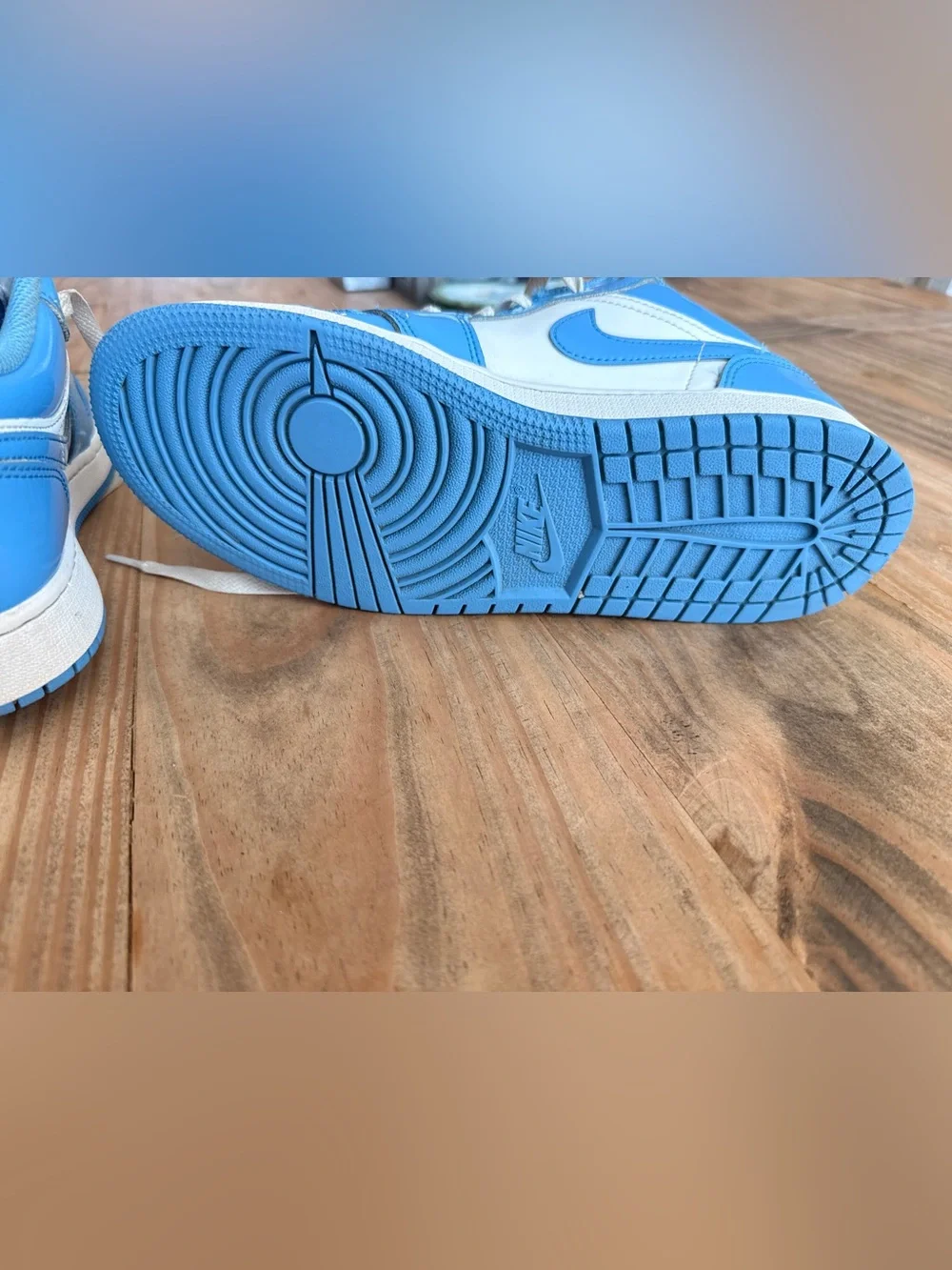 Jordan Low Top Sneakers in White and University Blue